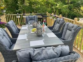 MOEL SIABOD - GLAN GWNA HOLIDAY PARK，位于卡纳芬的酒店