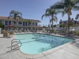 科罗娜6号汽车旅馆