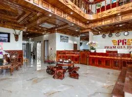 Khách sạn Phạm Gia Đà Nẵng (Phạm Gia Hotel)