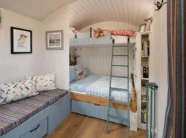 Cow Parsley Shepherd's Hut