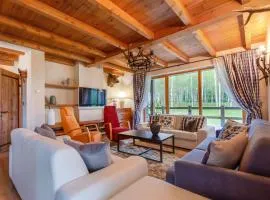 Friends & Family Getaway to Forest House by Reside Baltic