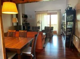 Amplio Duplex con piscina cerca de Puigcerdà