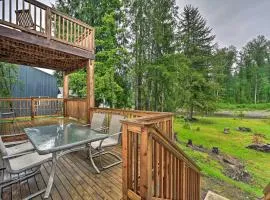 Lake Stevens Getaway 2 Decks with River Views
