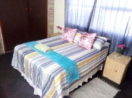 KHAYA LANGA Guest House & Contractors Accommodation，位于Machadodorp的低价酒店