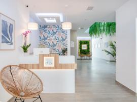 Nerja VG Hostal Boutique，位于内尔哈的住宿加早餐旅馆