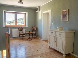 Holiday Home Lož，位于Stari Trg pri Ložu的酒店