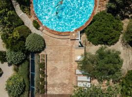 Altanure Casa Terra - Ecological Boutique Stay，位于塔维拉的酒店