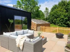 Finest Retreats - Blackbarn Wood