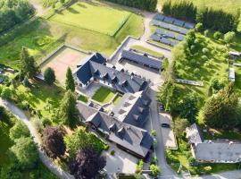 Wellness Hotel Holzberg，位于Suchá Rudná的酒店