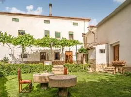 6 Bedroom Beautiful Home In Tocon