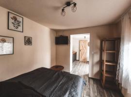 Domek pod Lawendą, Roztocze，位于Rebizanty的酒店