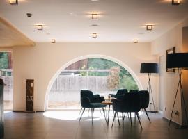 Hotel Fronza - your ski & mountain home，位于卢塔戈的酒店