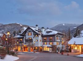 奥地利豪斯酒店，位于范尔贡多拉一号滑雪缆车附近的酒店