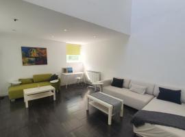 Casa Candela para 12 pax a 500m de Cangas de Onis，位于San Juan de Parres的酒店