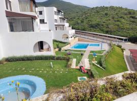 Lovely holiday apartment at 8mn walk from beach for families，位于卡博尼格洛的酒店