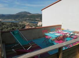 Horizon Caramany : un havre de douceur, vue lac !，位于Caramany的酒店
