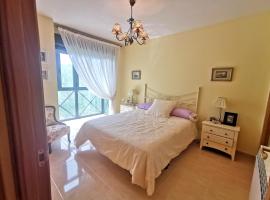 Apartamento de 3 dormitorios con piscina - Riaza Vacacional，位于里亚萨的公寓