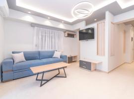 SithoniaRS Luxury Ground Floor Apartment With Private Garden，位于新马尔马拉斯的豪华酒店