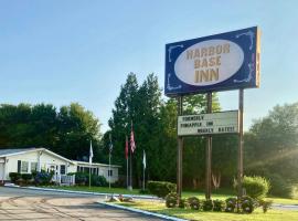 Harbor Base Inn，位于Newport State (Rhode Island) - NPT附近的酒店