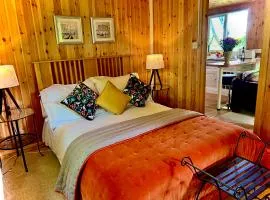 Treeside woodhouse