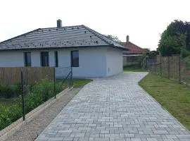 Bridgiet Home Apartman