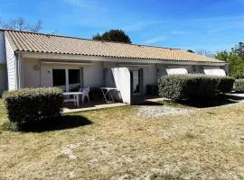 Apartment on Île d'Oléron near the Beach