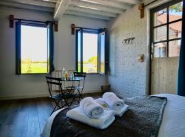 Chambres d'Hôtes et Gîte de La Vieille Ecluse，位于康村的酒店