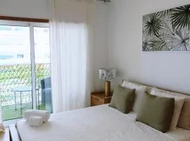 S. Soares Riviera Flat