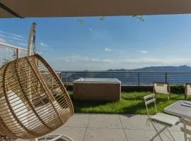 La Vista Bonita by Rent All Como