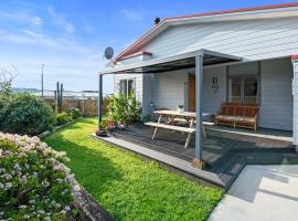 Ekhaya - New Plymouth Holiday Home，位于新普利茅斯的酒店