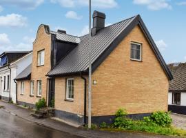 4 Bedroom Cozy Home In Smedstorp，位于Smedstorp的酒店