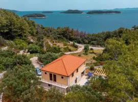 Awesome Home In Prizba With House Sea View
