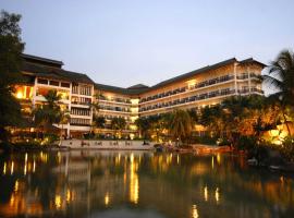 Mines Beach Resort Hotel，位于史里肯邦安的酒店