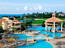 迪威村高尔夫和海滩度假酒店，位于棕榈滩的度假村