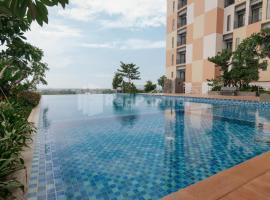 Redliving Apartemen Sayana - Hazelnut Property Tower Cha，位于Penggarutan的酒店