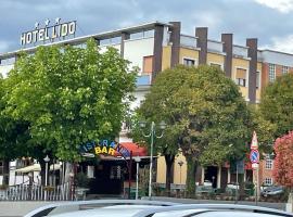 Hotel Lido，位于维韦罗内的酒店