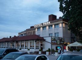 Hotel Park，位于Srebrenik的酒店