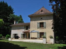 Chambre d'Hôtes Le Moulin Bertrand，位于Saint-Martin-de-Ribérac的住宿加早餐旅馆