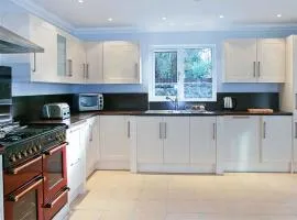 因弗内斯山景旅舍