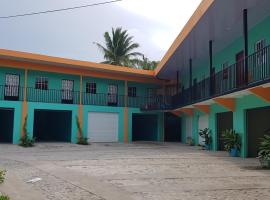 Auto Hotel Comalapa，位于San Luis的酒店