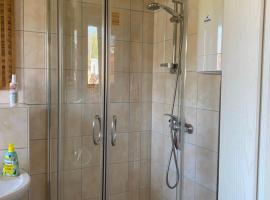 Ott‘s FEWO，位于Gnevsdorf的酒店