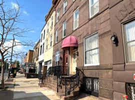 Alina & Fanny - Philadelphia S Broad St，位于费城的酒店