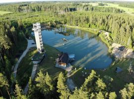 Metsjärve kämping，位于Puskaru爱沙尼亚道路博物馆附近的酒店