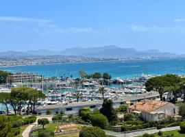 #41 MARINA RIVIERA BAY - Marine Baie des Anges - Studio vue Mer et Port，位于卢贝新城的酒店