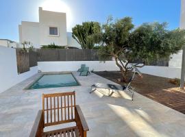 Casa El Naranjo, Rodalquilar, Parque Natural de Cabo de Gata，位于厄尔·坎皮洛·德·罗达尔的酒店