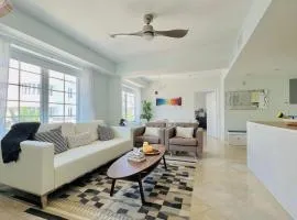 Carlyle Hotel Ocean Dr South Beach 2 Bedroom Luxury Apartment