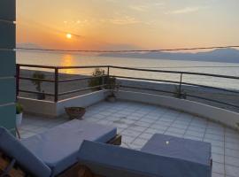 Atelié Γιούλη，位于佩弗奇的酒店