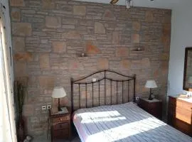 Traditional art apartment 3