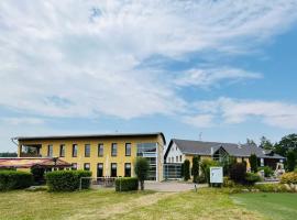 Ještěd golf restaurace a penzion，位于Světlá pod Ještědem的酒店