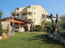 Villa Lilli - Appartements Kroatien，位于茨里克韦尼察的酒店